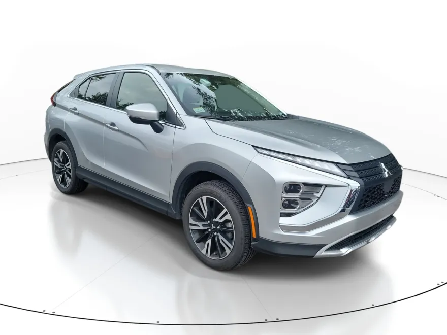 2024 Mitsubishi Eclipse Cross SEL photo 1