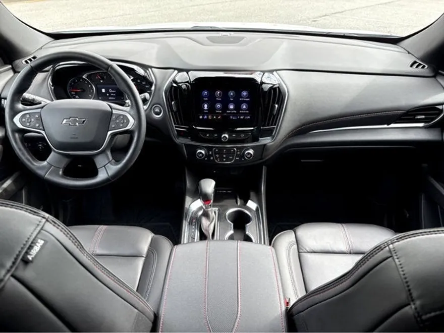 2023 Chevrolet Traverse RS photo 1