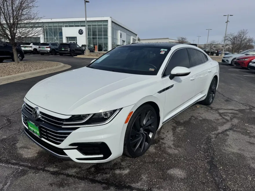 2020 Volkswagen Arteon SEL R-Line photo 1