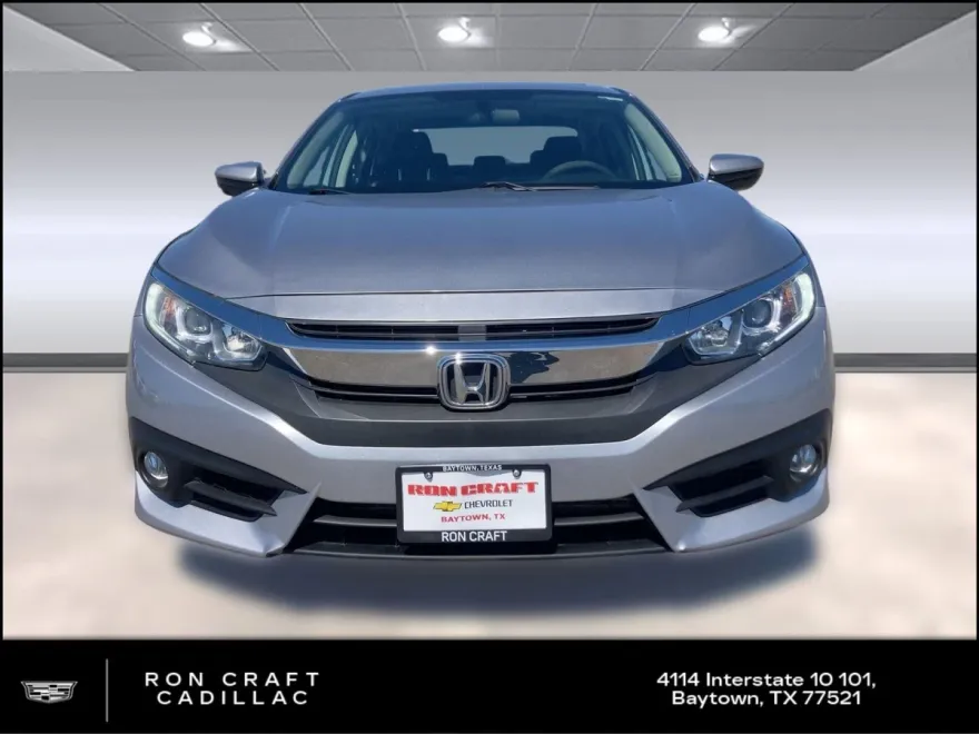 2017 Honda Civic EX-T photo 1