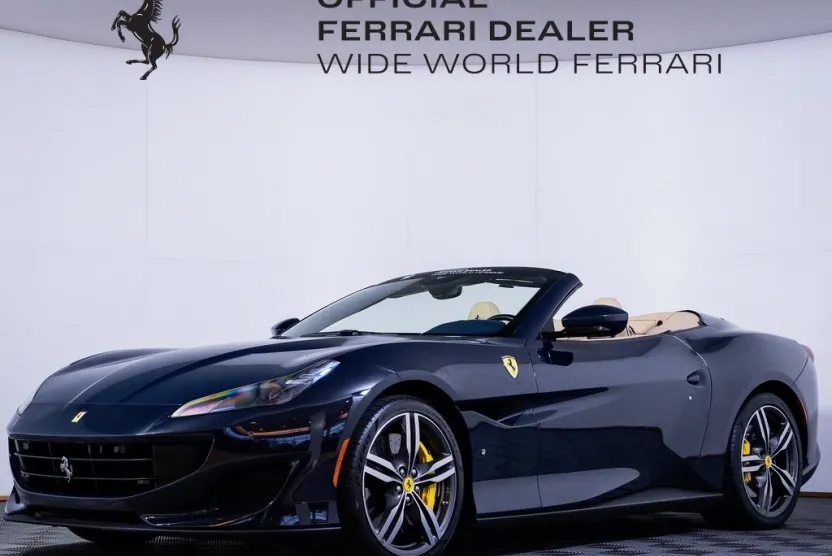 2020 Ferrari Portofino Base photo 1