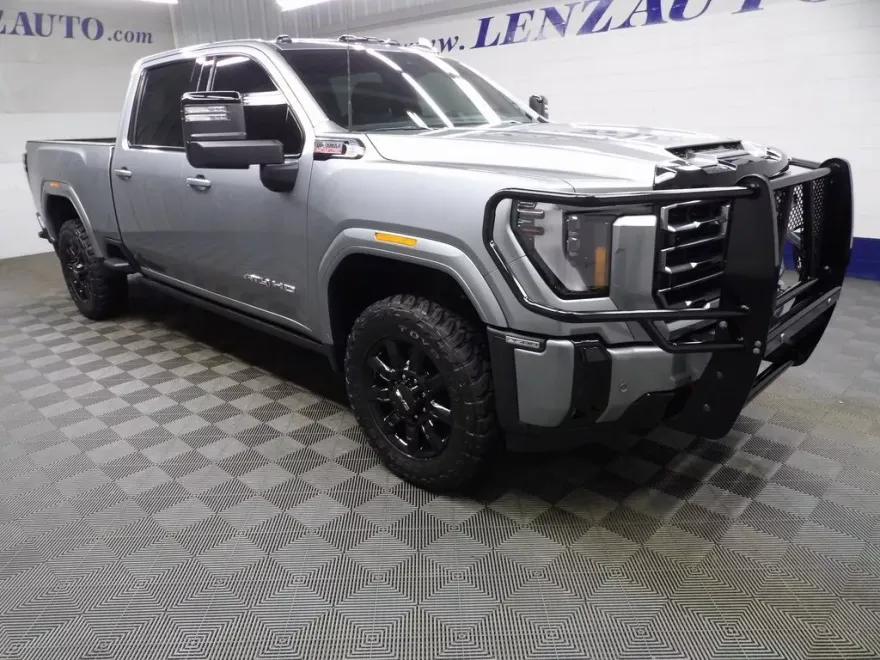 2025 Gmc Sierra HD AT4 photo 1