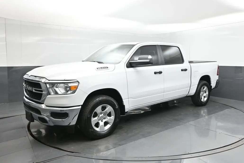 2024 Ram 1500 Tradesman photo 1