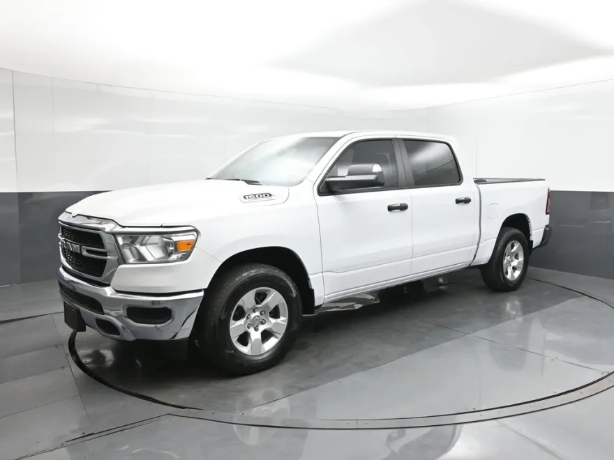 2024 Ram 1500 Tradesman photo 1