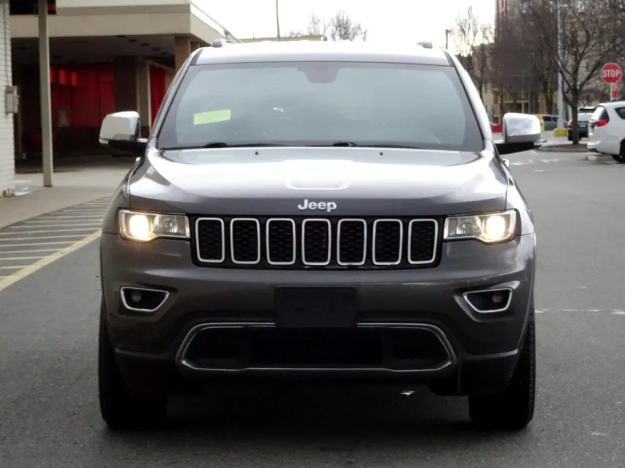 2018 Jeep Grand Cherokee Limited photo 1