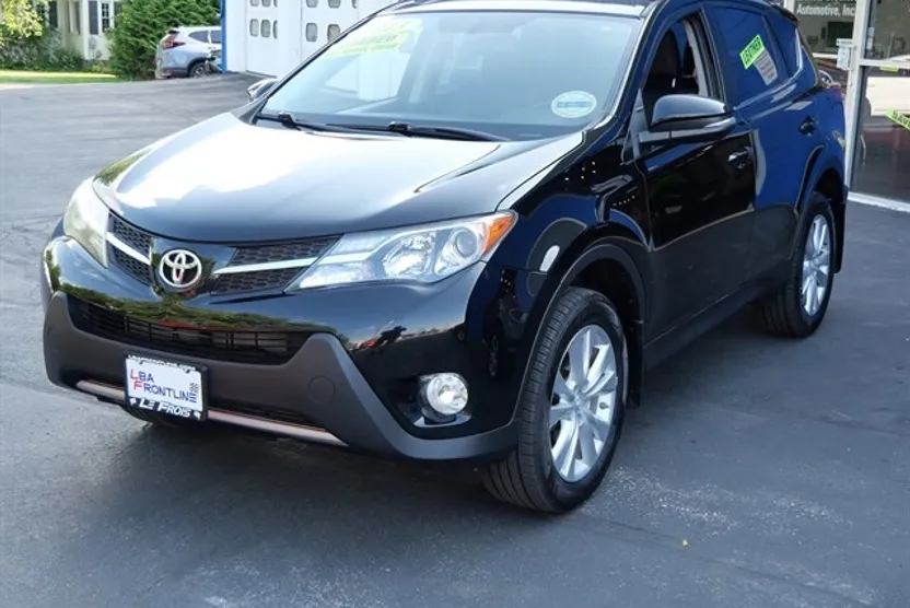 2013 Toyota RAV4 Limited photo 1