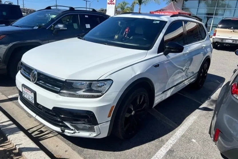 2020 Volkswagen Tiguan R-Line Black photo 1