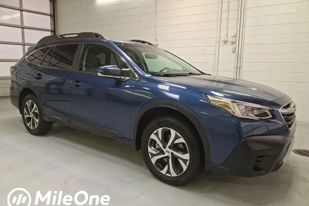 2022 Subaru Outback Limited photo 1