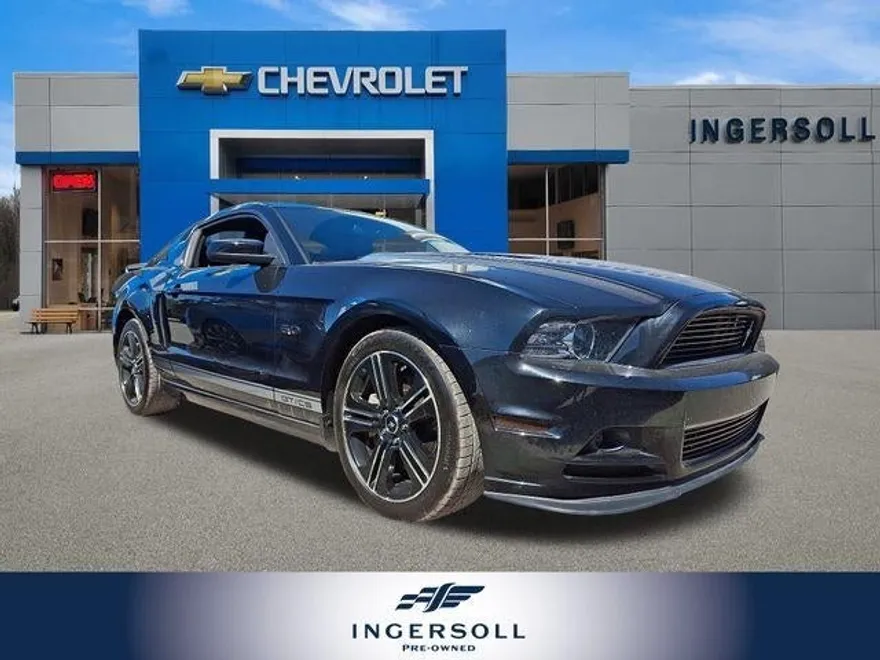 2013 Ford Mustang GT Premium photo 1