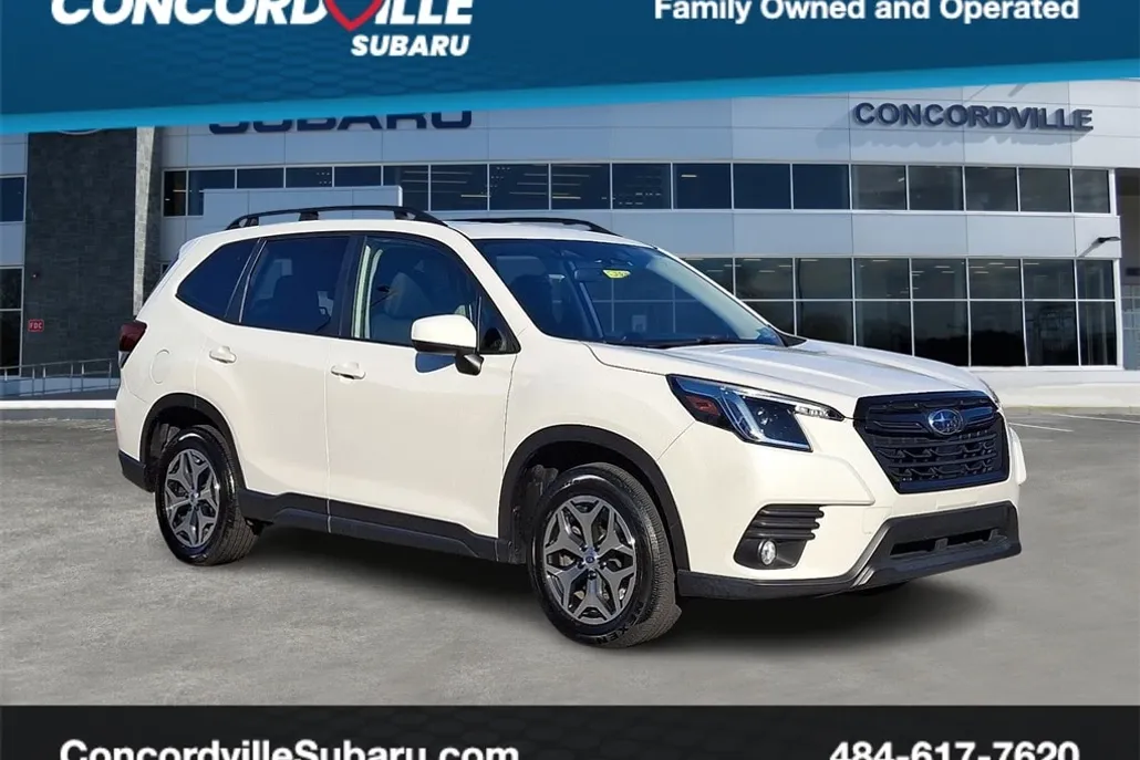 2022 Subaru Forester Premium photo 1
