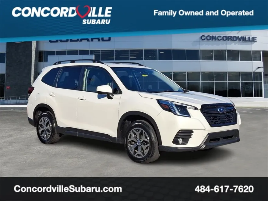 2022 Subaru Forester Premium photo 1