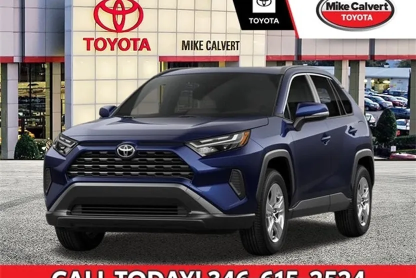 2025 Toyota RAV4 XLE photo 1
