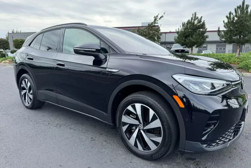 2023 Volkswagen ID.4 Pro photo 1
