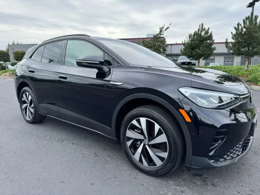 2023 Volkswagen ID.4 Pro photo 1
