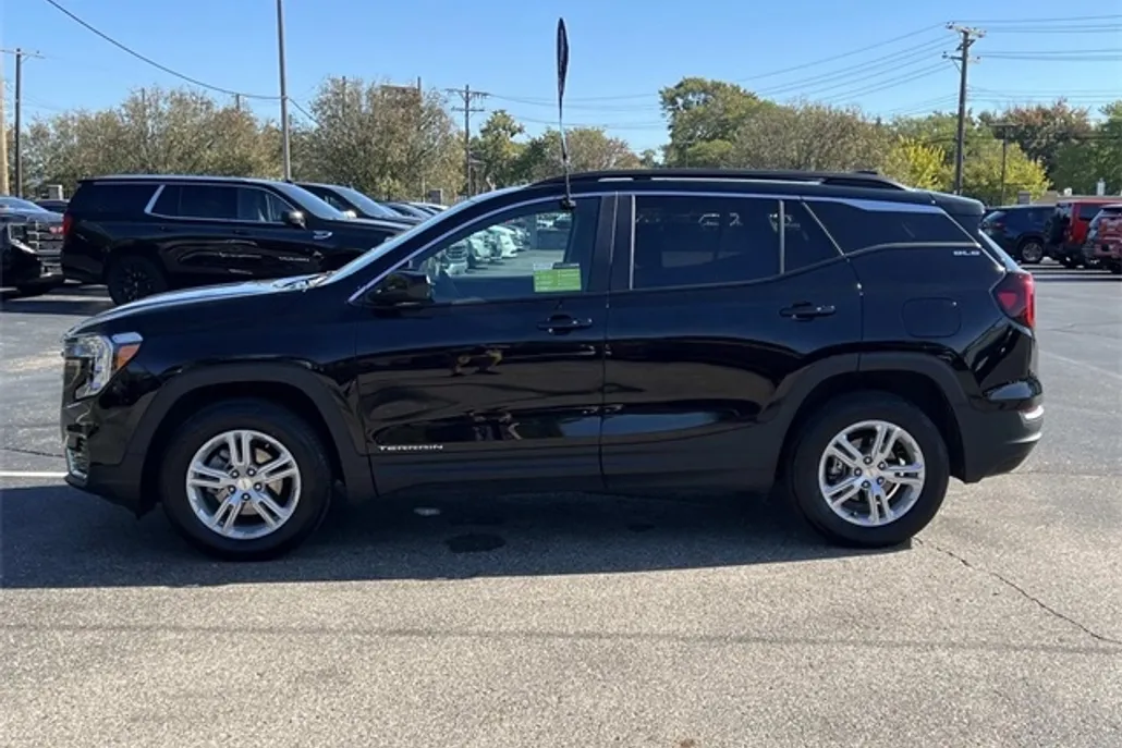 2022 Gmc Terrain SLE photo 1