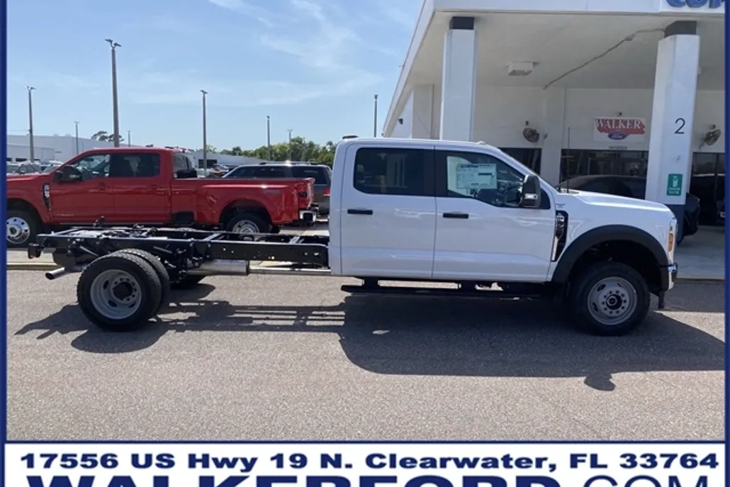 2025 Ford F-450 XL photo 1