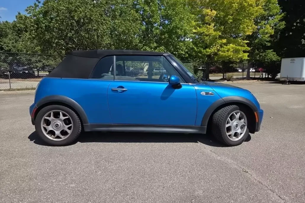 2007 Mini Cooper Base Convertible photo 1