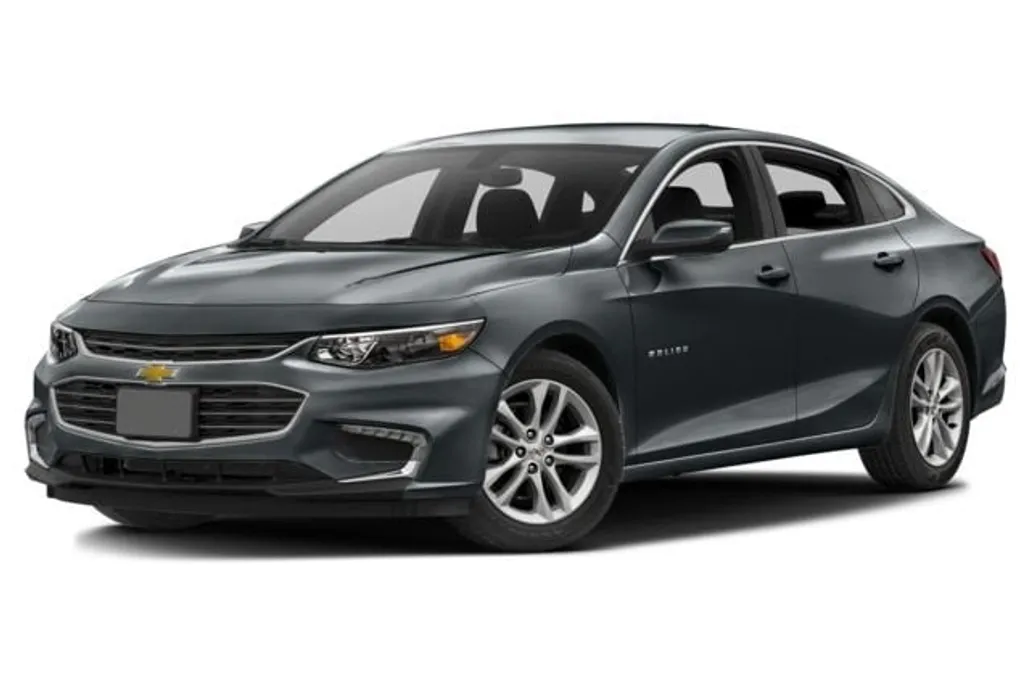 2017 Chevrolet Malibu 1LT photo 1