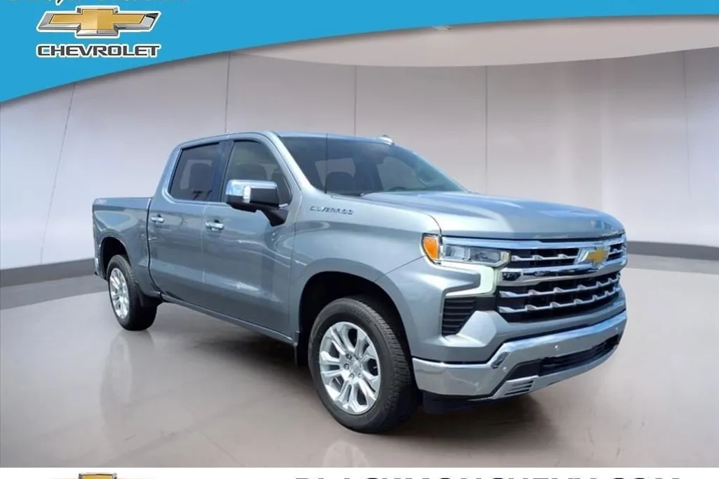 2023 Chevrolet Silverado 1500 LTZ photo 1