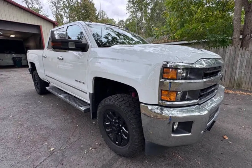 2019 Chevrolet Silverado 2500HD LTZ photo 1