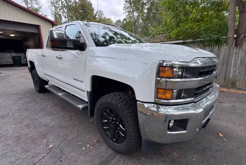 2019 Chevrolet Silverado 2500HD LTZ photo 1