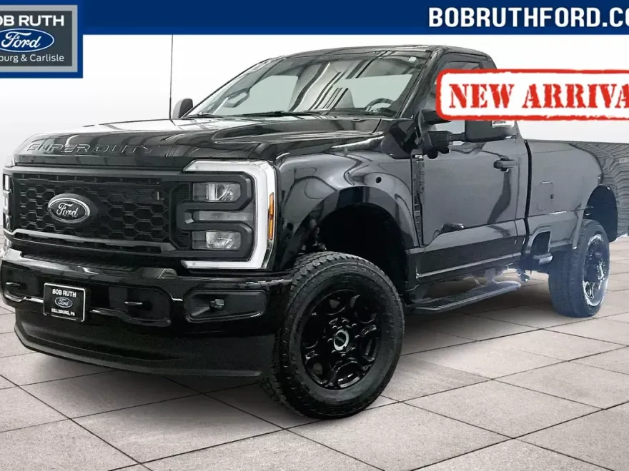 2025 Ford F-350 XL photo 1