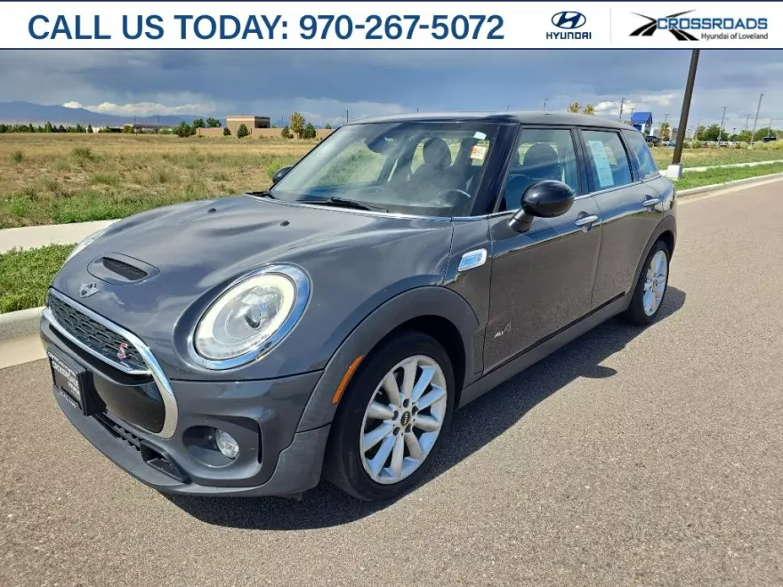 2017 Mini Clubman Base S ALL4 photo 1
