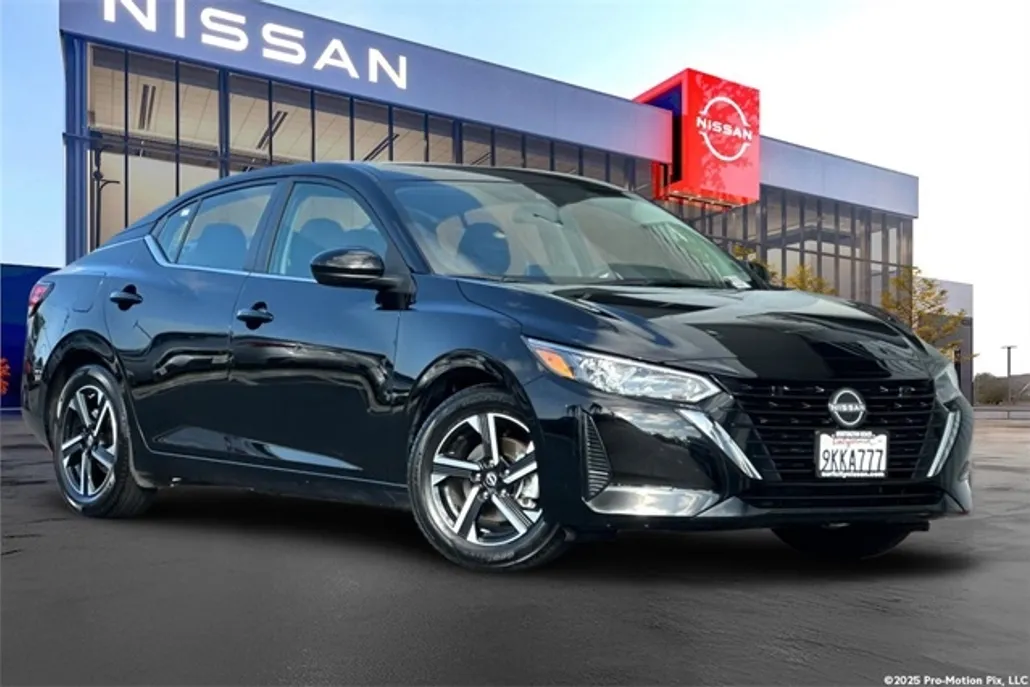 2024 Nissan Sentra SV photo 1