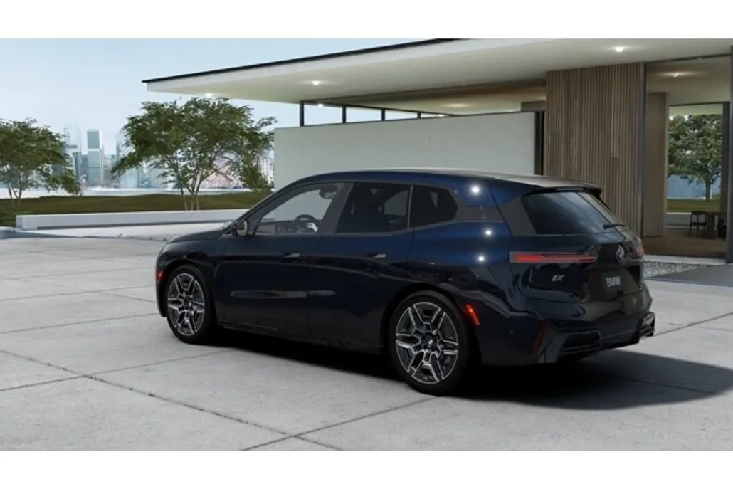 2026 Bmw iX photo 1