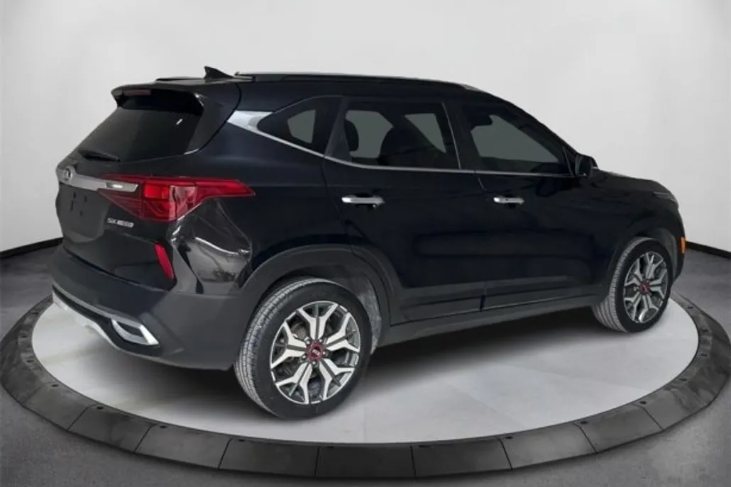 2021 Kia Seltos SX photo 1