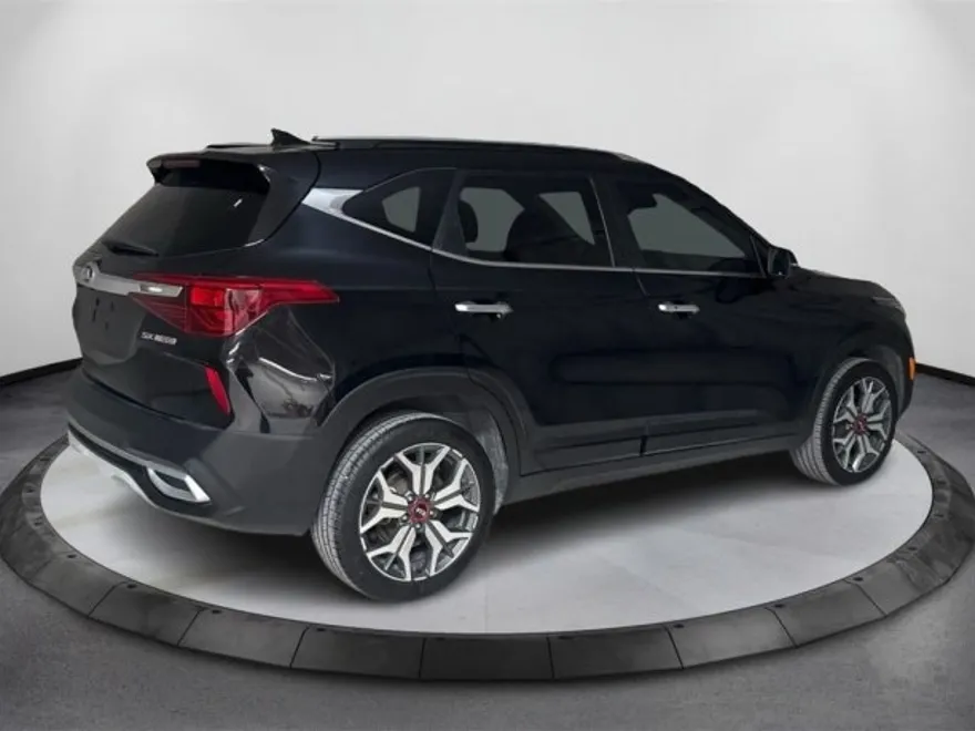 2021 Kia Seltos SX photo 1