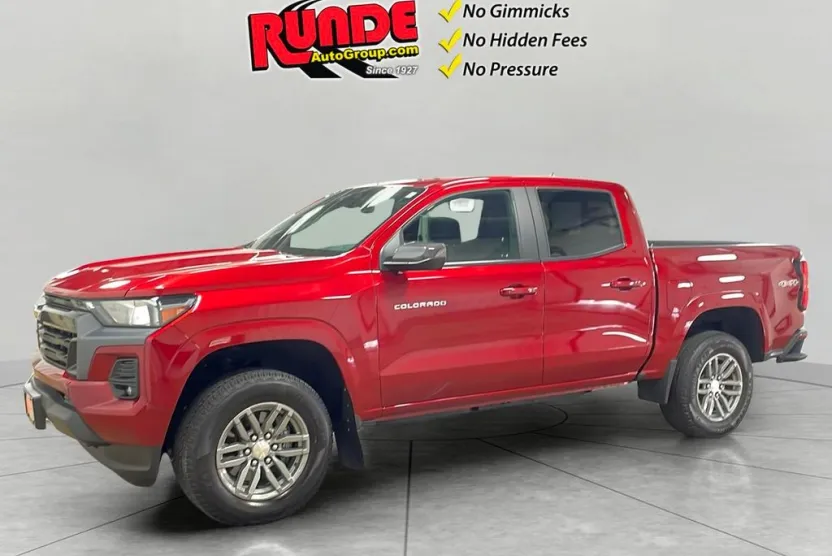 2023 Chevrolet Colorado LT photo 1
