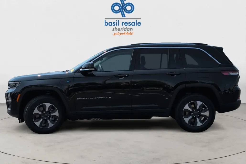 2024 Jeep Cherokee Limited 4xe photo 1