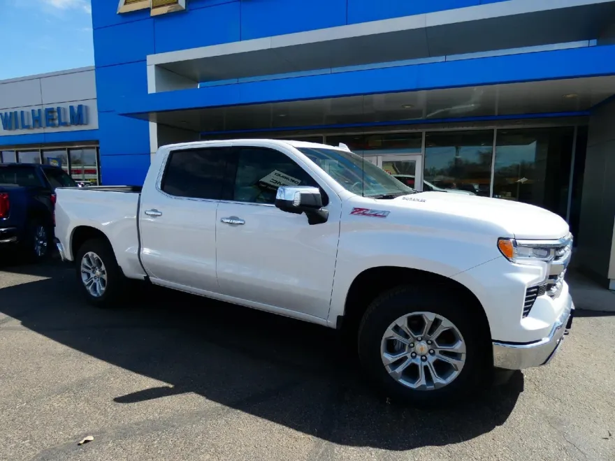 2025 Chevrolet Silverado 1500 LTZ photo 1
