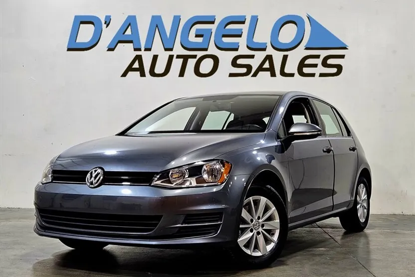 2016 Volkswagen Golf Base S photo 1