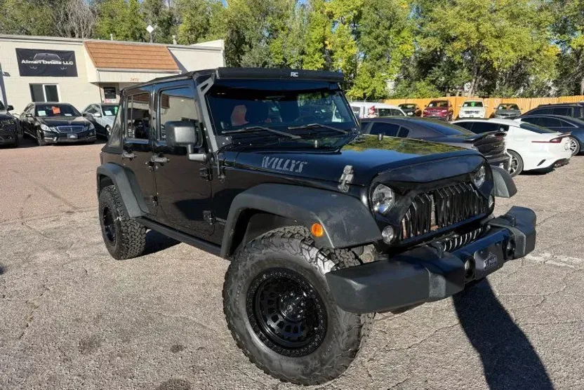 2014 Jeep Wrangler Unlimited Willys Wheeler photo 1
