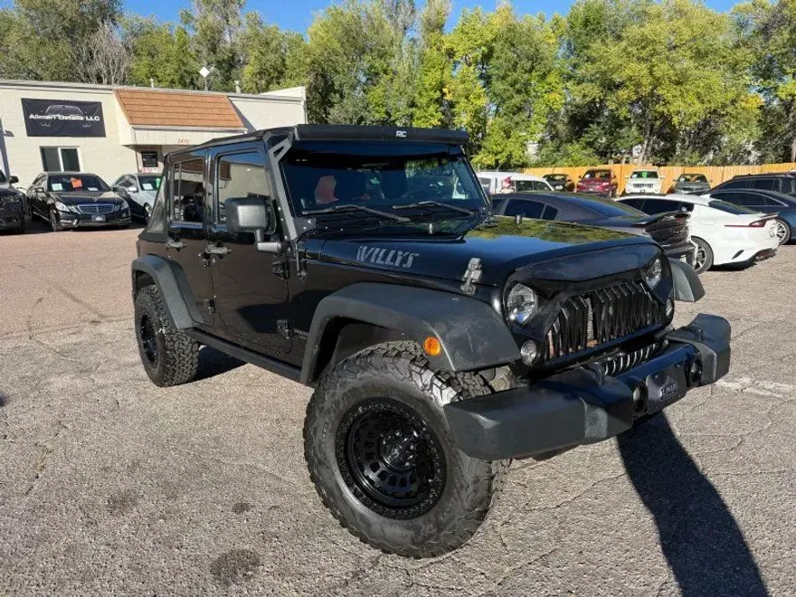 2014 Jeep Wrangler Unlimited Willys Wheeler photo 1