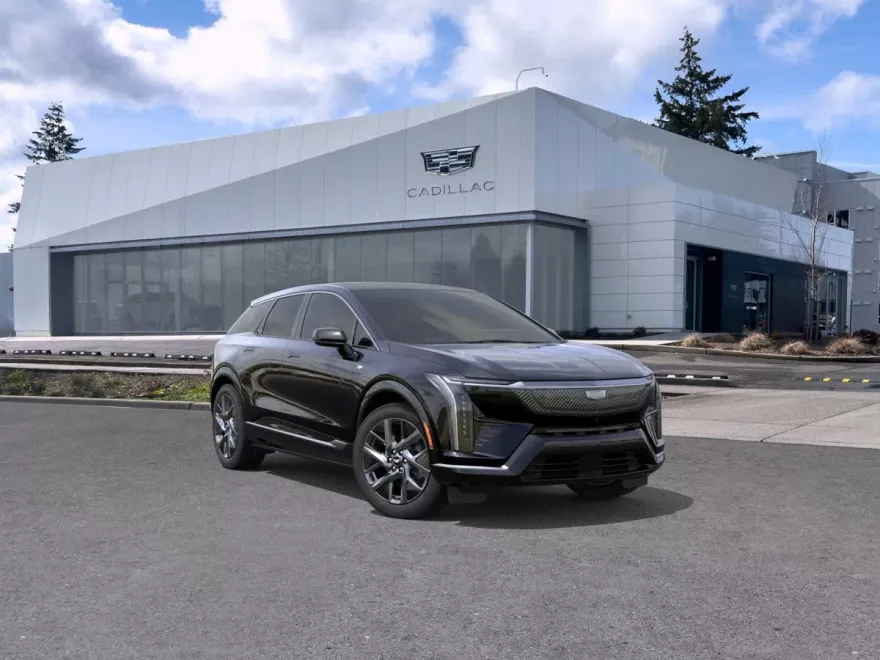 2025 Cadillac Optiq Luxury photo 1