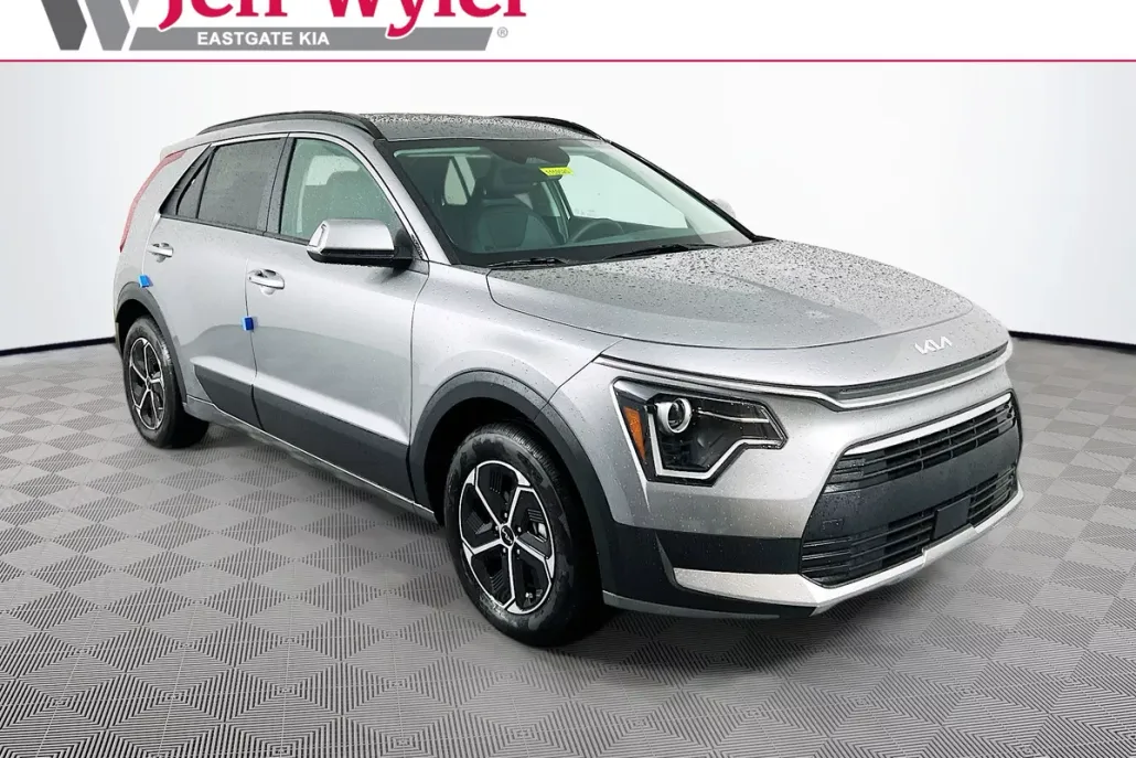 2025 Kia Niro EX photo 1