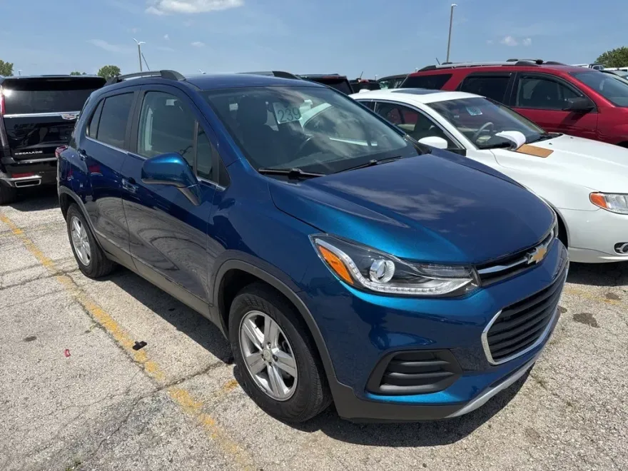 2019 Chevrolet Trax LT photo 1