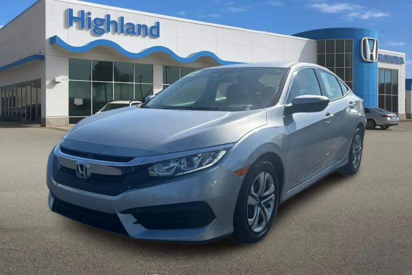 2018 Honda Civic LX photo 1