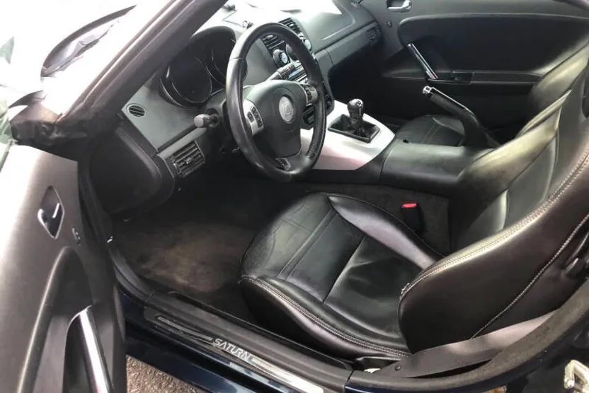 2008 Saturn Sky Convertible photo 1