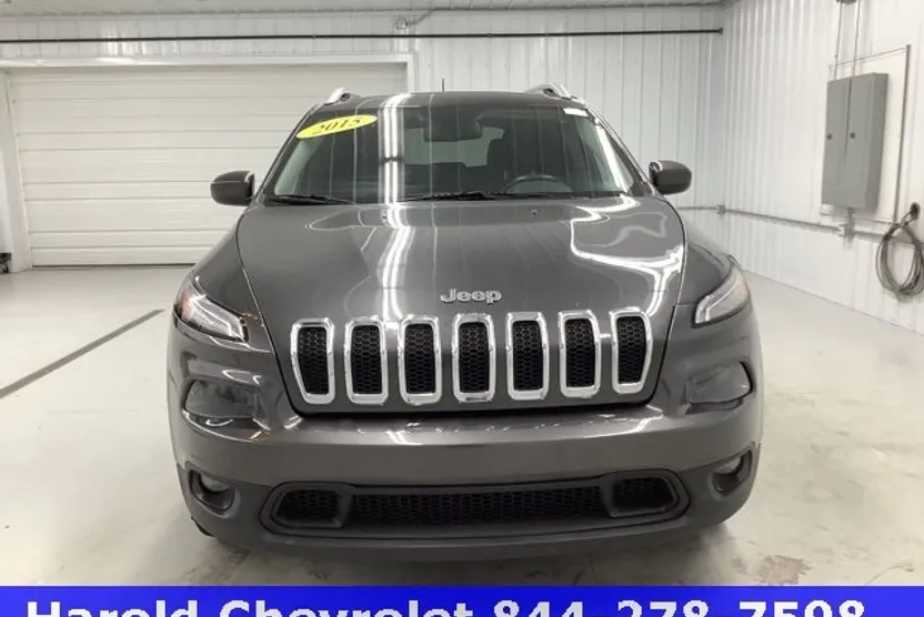 2015 Jeep Cherokee Latitude photo 1