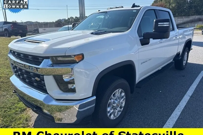 2023 Chevrolet Silverado 2500HD LT photo 1
