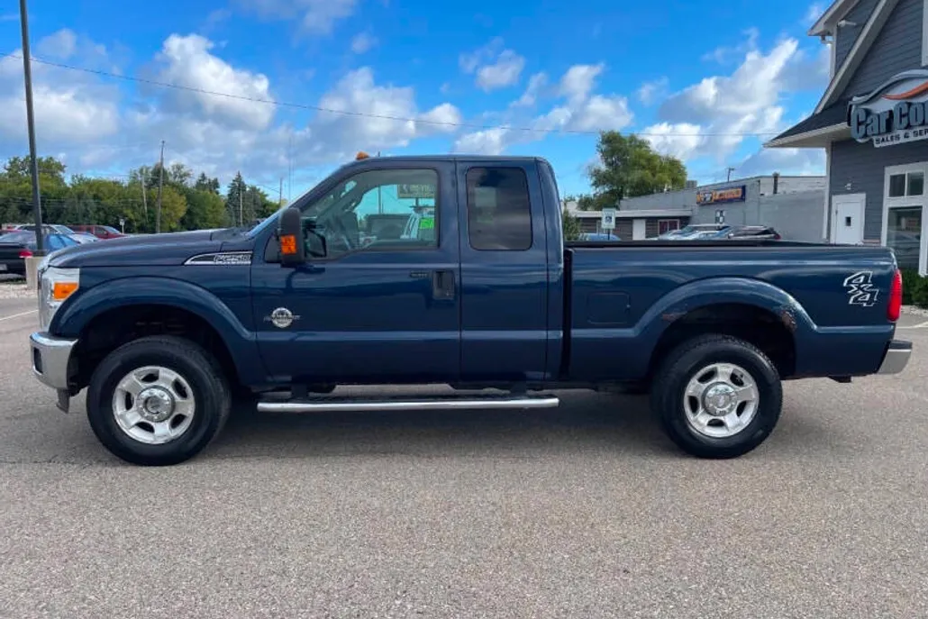 2013 Ford F-250 XLT photo 1
