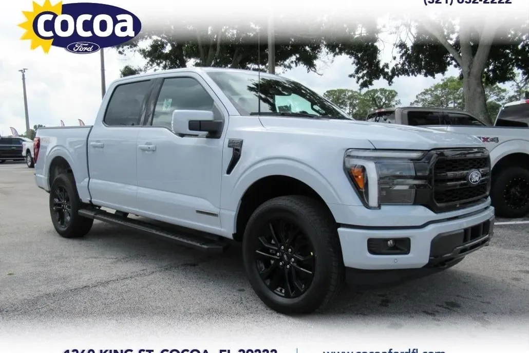 2025 Ford F-150 Lariat photo 1