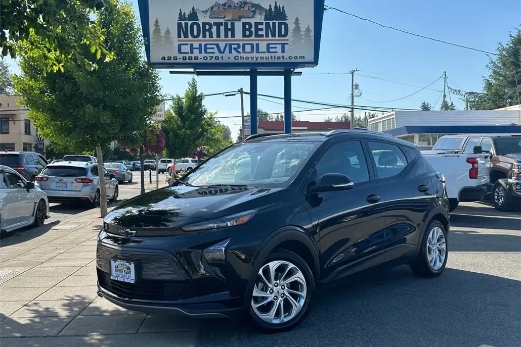 2023 Chevrolet Bolt EUV photo 1