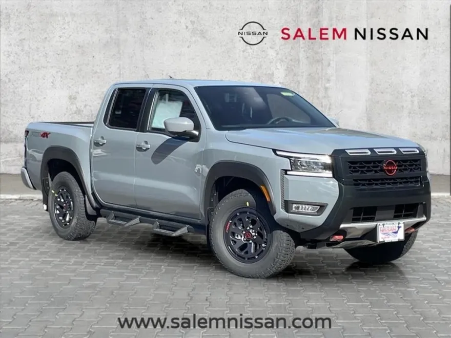 2025 Nissan Frontier PRO-4X photo 1
