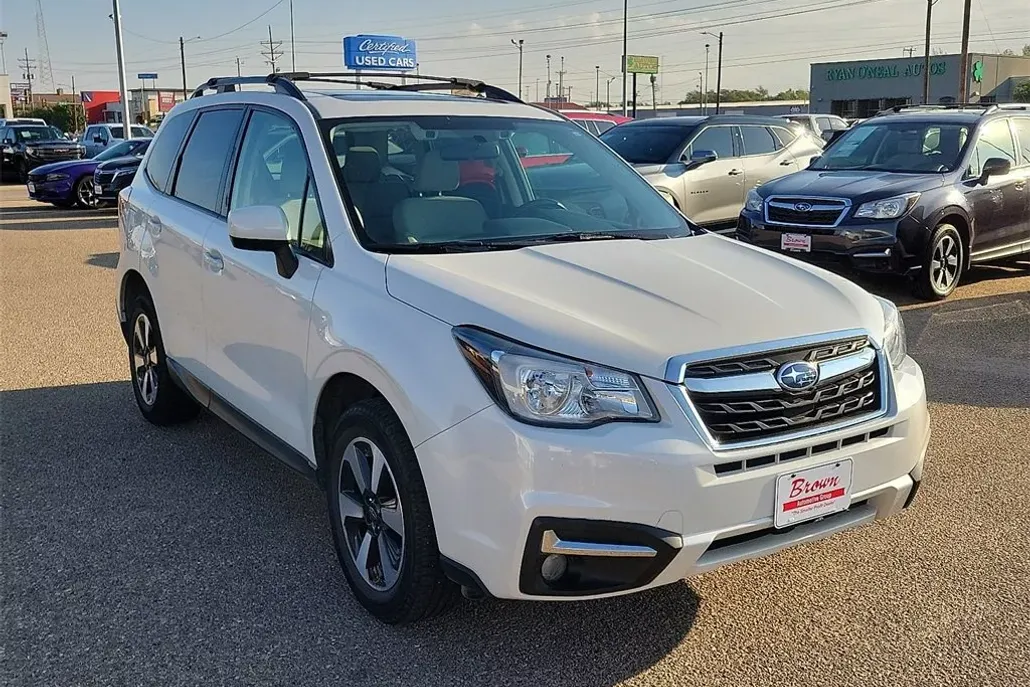 2018 Subaru Forester Premium photo 1