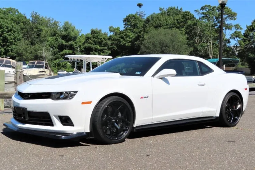 2015 Chevrolet Camaro Z28 photo 1